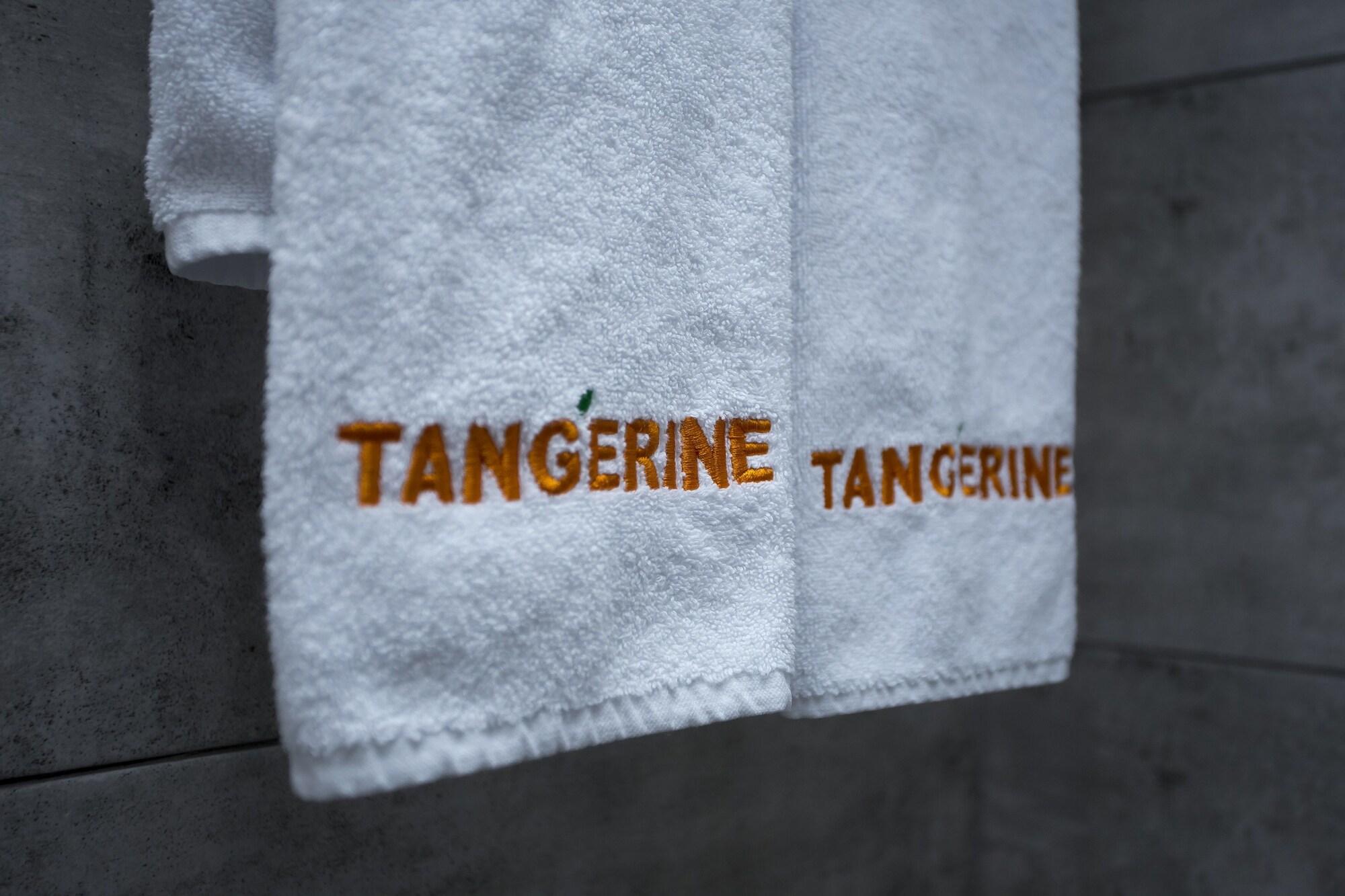 Tangerine Apart Hotel 巴统 外观 照片